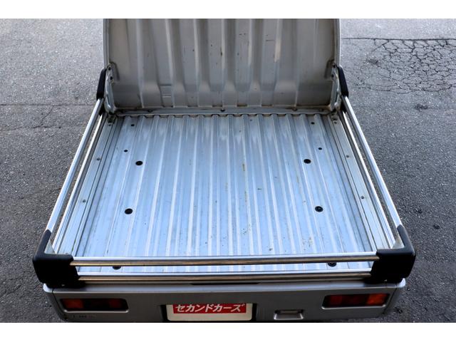 ミゼットII Ｄタイプ　ローダウン　ＥＭＫＥＩ１３インチアルミ　社外ヘッドライトＨＩＤ　ナルディハンドル　取説・保証書　ＣＤデッキ・社外スピーカー　エアコン（13枚目）