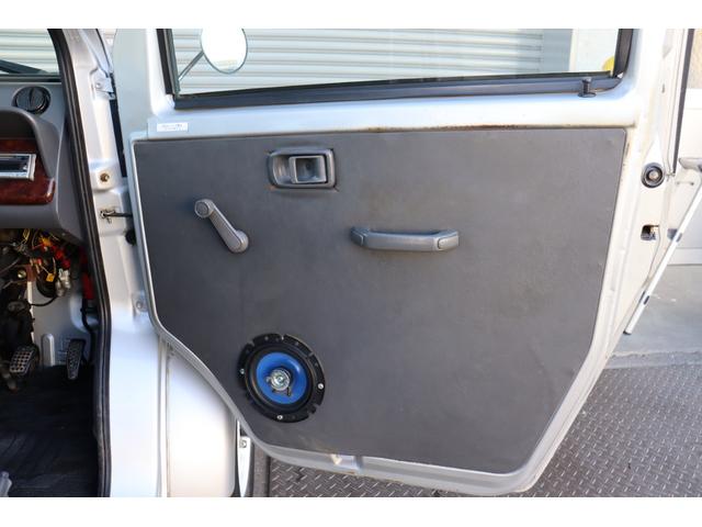 ミゼットII Ｄタイプ　ローダウン　ＥＭＫＥＩ１３インチアルミ　社外ヘッドライトＨＩＤ　ナルディハンドル　取説・保証書　ＣＤデッキ・社外スピーカー　エアコン（29枚目）