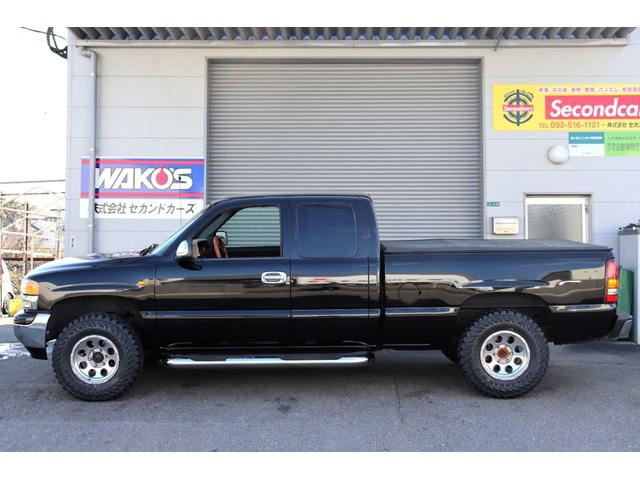 ＧＭＣシエラ ベースグレード　ＳＬＴ　全塗装　タイヤ新品　１６ＡＷ　ＥＴＣ　本革シート　リアモニター　Ｂカメラ　観音開き　ドライブレコーダー（8枚目）