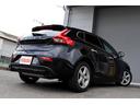 Ｖ４０ Ｔ４　ナビ・フルセグテレビ・Ｂｌｕｅｔｏｏｔｈ　走行中ＴＶ　バックモニター　ＥＴＣ　ブラインドスポットモニター衝突軽減レーンキープ　取説・保証書・記録簿　ＬＥＤライトバルブ（4枚目）