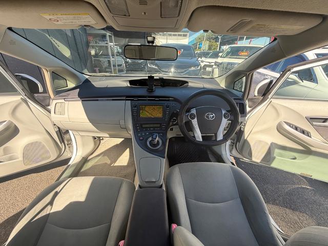 プリウス G バックカメラ Biuetooth スマートキー プッシュスタート ETC CD再生 社外アルミ(12枚目)