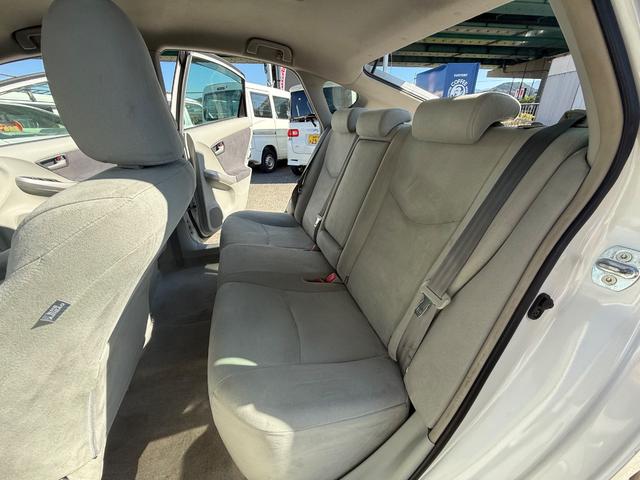 プリウス G バックカメラ Biuetooth スマートキー プッシュスタート ETC CD再生 社外アルミ(21枚目)