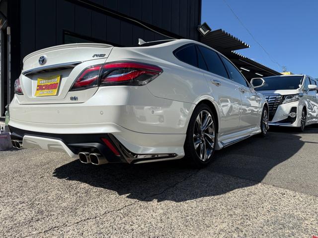 クラウンハイブリッド RSアドバンス ワンオーナー 禁煙車 全国1年保証 アラウンドビューモニター ステアリングヒーター シートヒーター ヘッドアップディスプレイ バックモニター Biuetooth スマートキー 360度カメラ(10枚目)