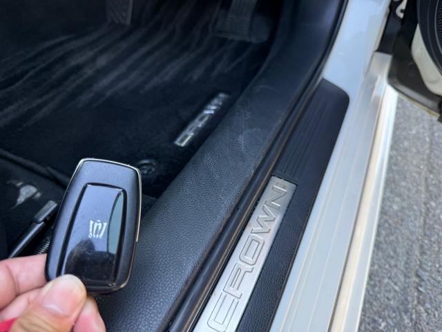 クラウンハイブリッド RSアドバンス ワンオーナー 禁煙車 全国1年保証 アラウンドビューモニター ステアリングヒーター シートヒーター ヘッドアップディスプレイ バックモニター Biuetooth スマートキー 360度カメラ(21枚目)
