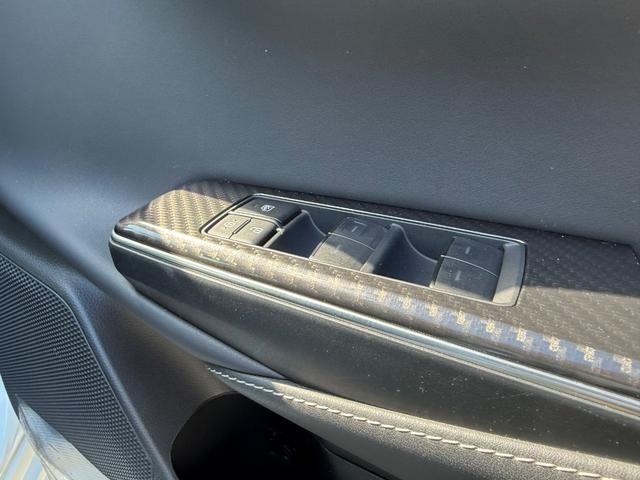 クラウンハイブリッド RSアドバンス ワンオーナー 禁煙車 全国1年保証 アラウンドビューモニター ステアリングヒーター シートヒーター ヘッドアップディスプレイ バックモニター Biuetooth スマートキー 360度カメラ(61枚目)