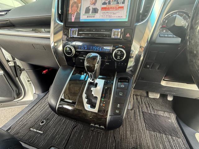 アルファード ２．５Ｓ　両側電動スライド　アルパインナビ　アルパインフリップダウンモニターＢｉｕｅｔｏｏｔｈ（18枚目）