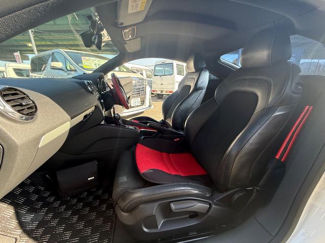 TTクーペ 1.8TFSI Biuetooth バックカメラ ETC 純正アルミ スマートキー(27枚目)