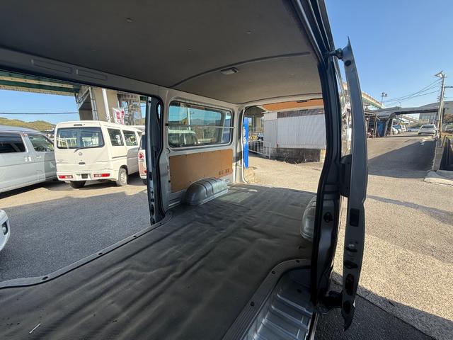 ハイエースバン ロングＤＸ　法人ワンオーナー　禁煙車　メンテナンス記録Ｈ１８年から令和７年あり（23枚目）