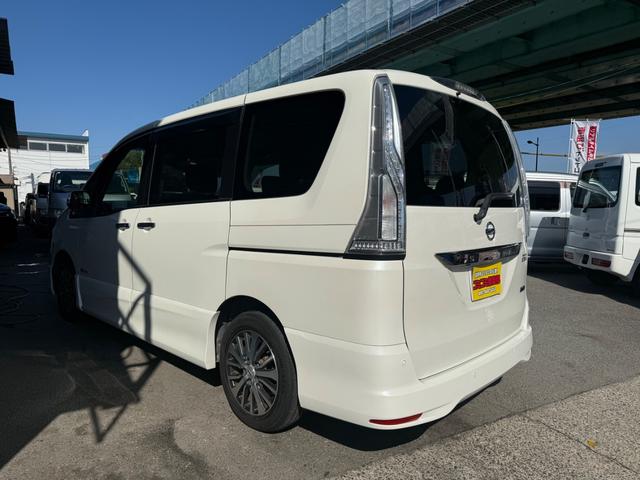 セレナ ハイウェイスター Vセレ+セーフティ SHV Aセフ 全国1年保証 アラウンドビューモニター フリップダウンモニター 360度カメラ 両側電動スライド フルセグ 走行中TV プッシュスタート ベンチシート 3列シート ETC ウォークスルー(8枚目)