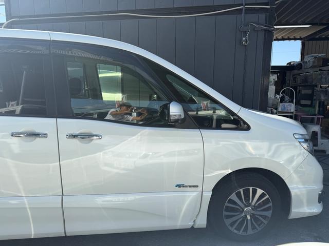 セレナ ハイウェイスター Vセレ+セーフティ SHV Aセフ 全国1年保証 アラウンドビューモニター フリップダウンモニター 360度カメラ 両側電動スライド フルセグ 走行中TV プッシュスタート ベンチシート 3列シート ETC ウォークスルー(12枚目)