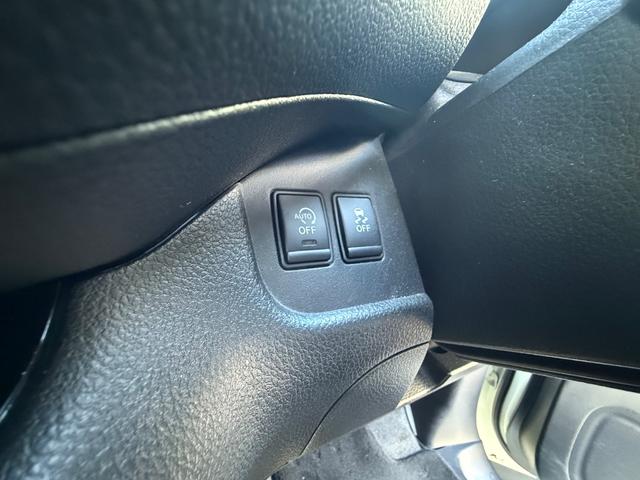 セレナ ハイウェイスター Vセレ+セーフティ SHV Aセフ 全国1年保証 アラウンドビューモニター フリップダウンモニター 360度カメラ 両側電動スライド フルセグ 走行中TV プッシュスタート ベンチシート 3列シート ETC ウォークスルー(32枚目)