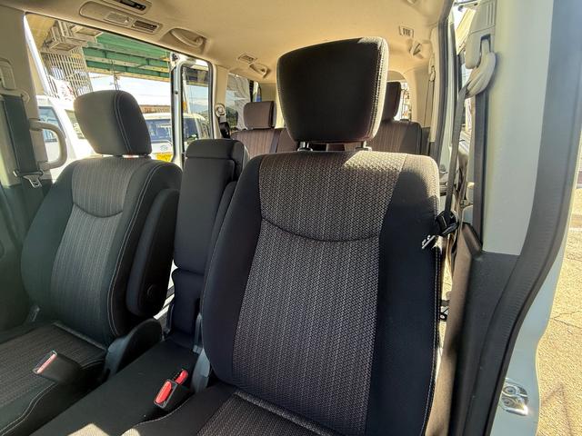 セレナ ハイウェイスター Vセレ+セーフティ SHV Aセフ 全国1年保証 アラウンドビューモニター フリップダウンモニター 360度カメラ 両側電動スライド フルセグ 走行中TV プッシュスタート ベンチシート 3列シート ETC ウォークスルー(72枚目)