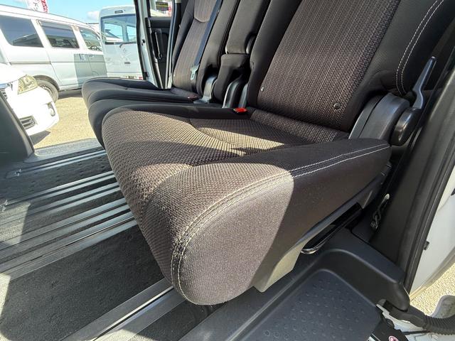 セレナ ハイウェイスター Vセレ+セーフティ SHV Aセフ 全国1年保証 アラウンドビューモニター フリップダウンモニター 360度カメラ 両側電動スライド フルセグ 走行中TV プッシュスタート ベンチシート 3列シート ETC ウォークスルー(73枚目)