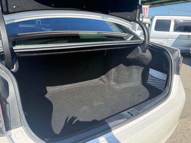 GS GS450h Iパッケージ サンルーフ BSM 白革シート 電動シート シートヒーター シートエアコン パワーバックドア バックカメラ Bluetooth ETC CD再生 スマートキー(24枚目)