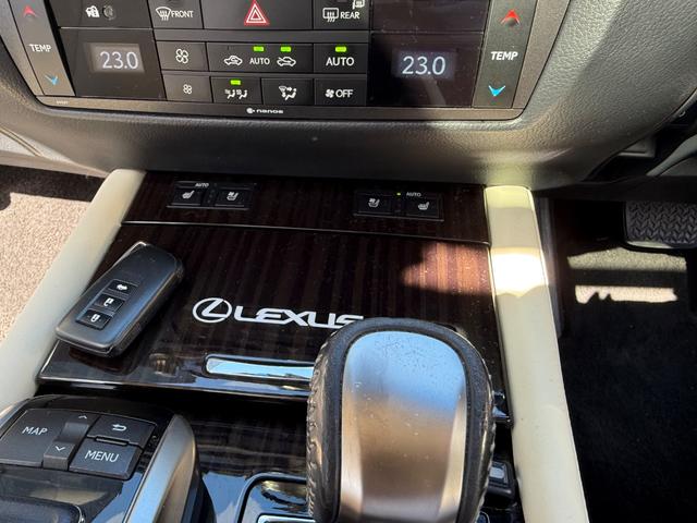 GS GS450h Iパッケージ サンルーフ BSM 白革シート 電動シート シートヒーター シートエアコン パワーバックドア バックカメラ Bluetooth ETC CD再生 スマートキー(29枚目)