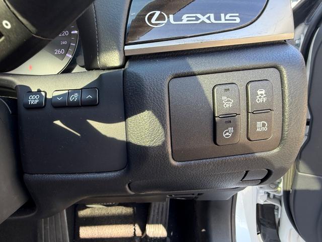 GS GS450h Iパッケージ サンルーフ BSM 白革シート 電動シート シートヒーター シートエアコン パワーバックドア バックカメラ Bluetooth ETC CD再生 スマートキー(35枚目)