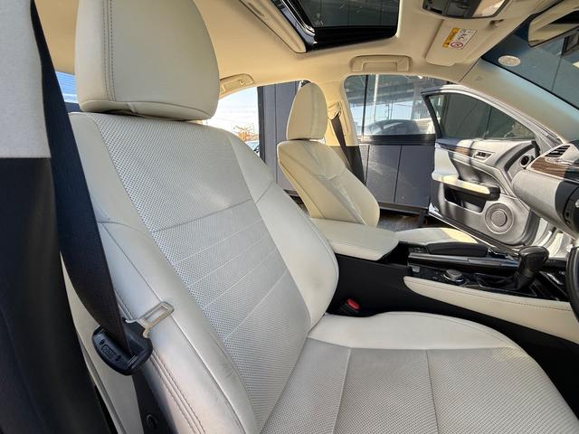 GS GS450h Iパッケージ サンルーフ BSM 白革シート 電動シート シートヒーター シートエアコン パワーバックドア バックカメラ Bluetooth ETC CD再生 スマートキー(58枚目)