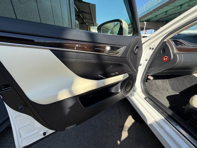 GS GS450h Iパッケージ サンルーフ BSM 白革シート 電動シート シートヒーター シートエアコン パワーバックドア バックカメラ Bluetooth ETC CD再生 スマートキー(62枚目)