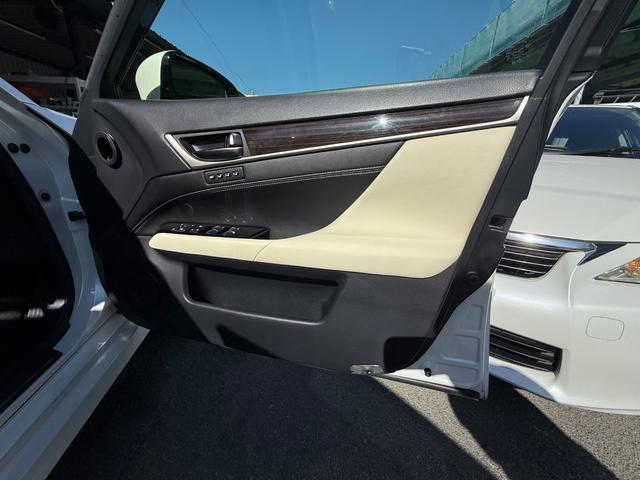 GS GS450h Iパッケージ サンルーフ BSM 白革シート 電動シート シートヒーター シートエアコン パワーバックドア バックカメラ Bluetooth ETC CD再生 スマートキー(67枚目)