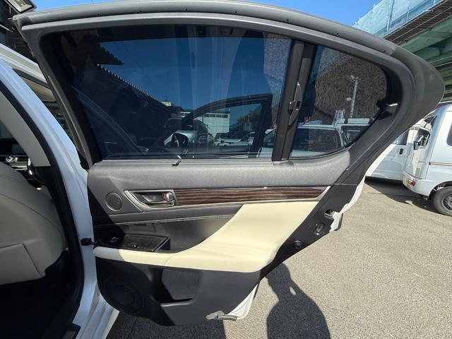 GS GS450h Iパッケージ サンルーフ BSM 白革シート 電動シート シートヒーター シートエアコン パワーバックドア バックカメラ Bluetooth ETC CD再生 スマートキー(71枚目)