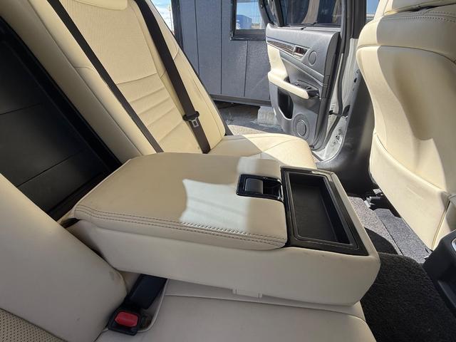 GS GS450h Iパッケージ サンルーフ BSM 白革シート 電動シート シートヒーター シートエアコン パワーバックドア バックカメラ Bluetooth ETC CD再生 スマートキー(72枚目)