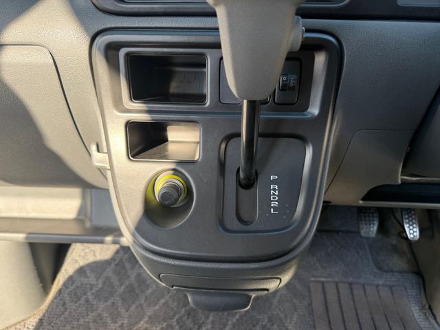 ピクシスバン クルーズ　積載３５０キロ　全席パワーウィンドウ　電格電動ミラー　キーレス　フラットシート　オートマ（5枚目）