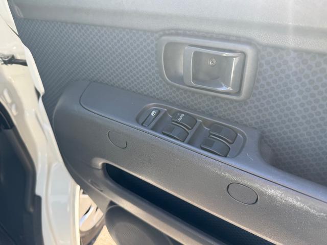 ピクシスバン クルーズ　積載３５０キロ　全席パワーウィンドウ　電格電動ミラー　キーレス　フラットシート　オートマ（6枚目）