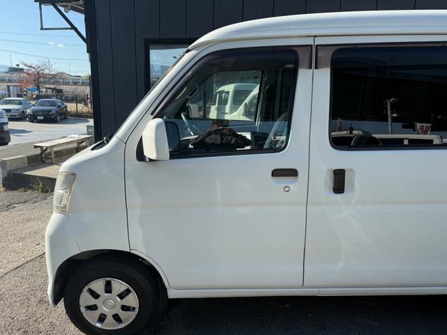 ピクシスバン クルーズ　積載３５０キロ　全席パワーウィンドウ　電格電動ミラー　キーレス　フラットシート　オートマ（7枚目）