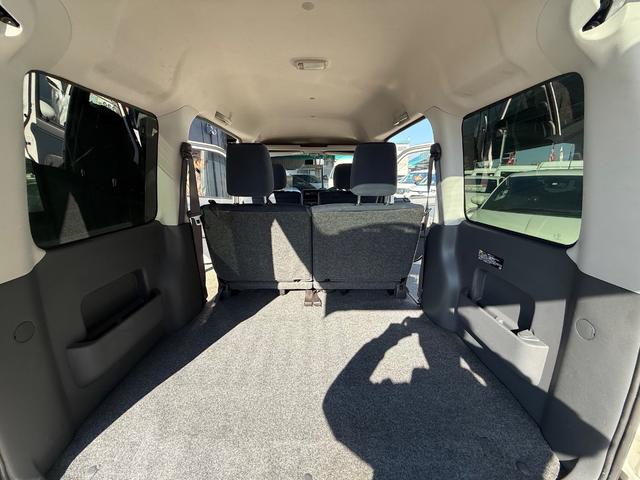 ピクシスバン クルーズ　積載３５０キロ　全席パワーウィンドウ　電格電動ミラー　キーレス　フラットシート　オートマ（25枚目）