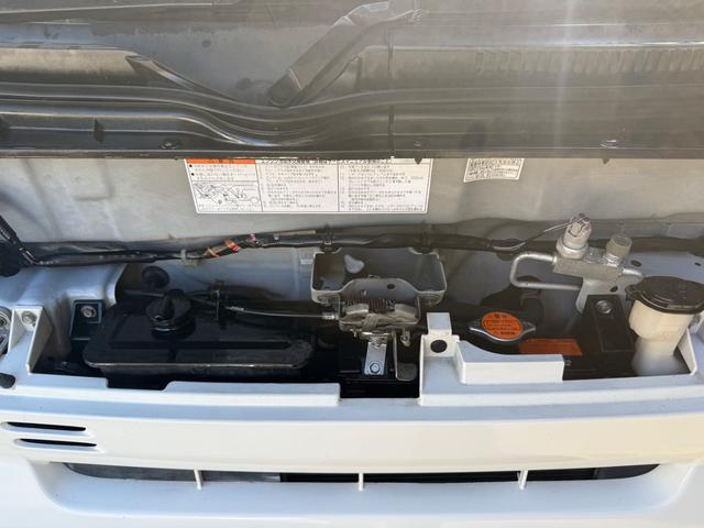 ピクシスバン クルーズ　積載３５０キロ　全席パワーウィンドウ　電格電動ミラー　キーレス　フラットシート　オートマ（31枚目）