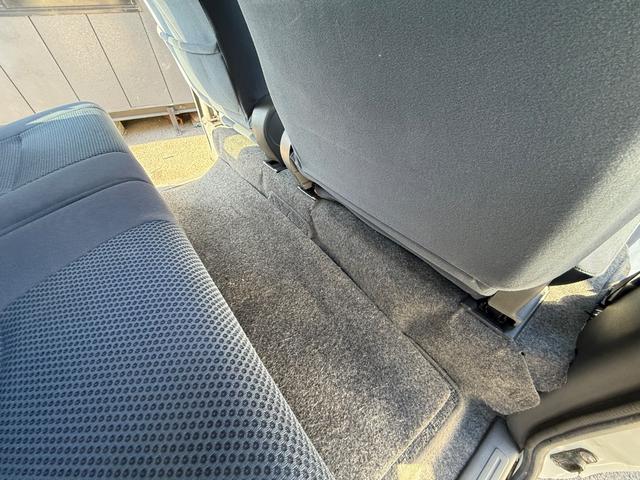 ピクシスバン クルーズ　積載３５０キロ　全席パワーウィンドウ　電格電動ミラー　キーレス　フラットシート　オートマ（61枚目）