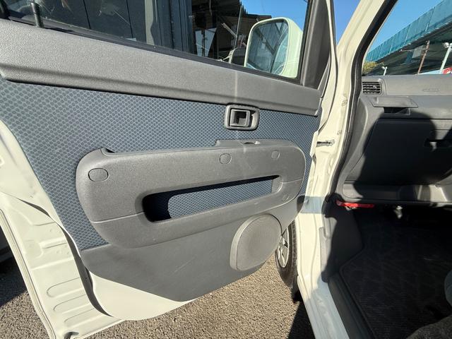 ピクシスバン クルーズ　積載３５０キロ　全席パワーウィンドウ　電格電動ミラー　キーレス　フラットシート　オートマ（69枚目）