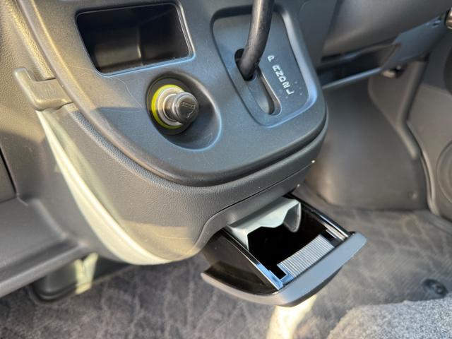 ピクシスバン クルーズ　積載３５０キロ　全席パワーウィンドウ　電格電動ミラー　キーレス　フラットシート　オートマ（74枚目）