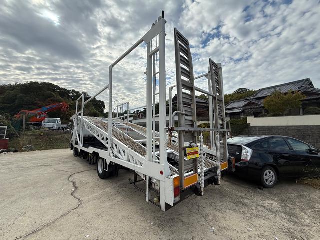 ファイター ベースグレード　３台積載（5枚目）