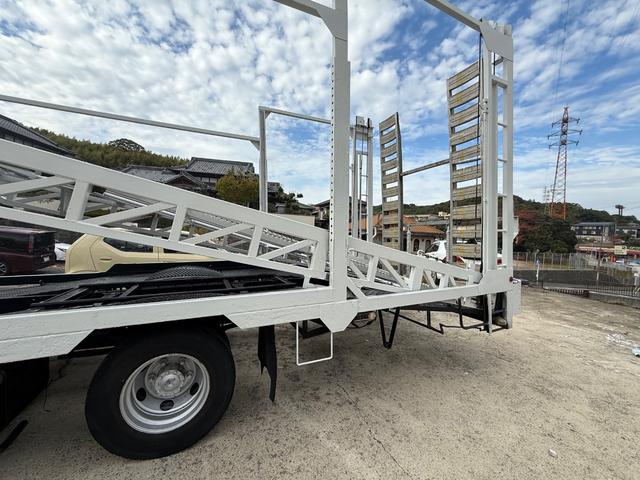 ファイター ベースグレード　３台積載（28枚目）