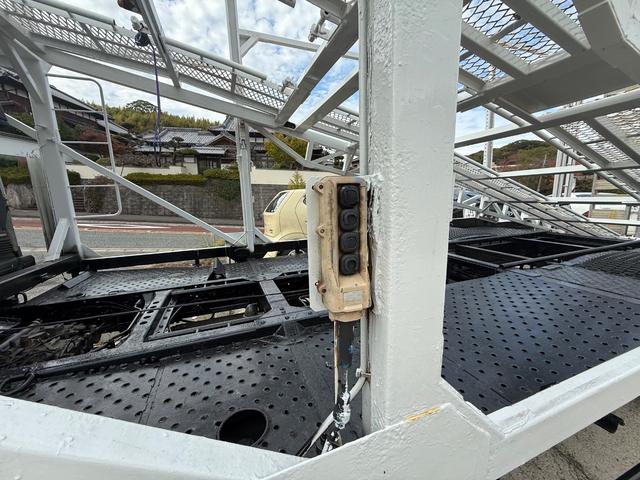 ファイター ベースグレード　３台積載（34枚目）