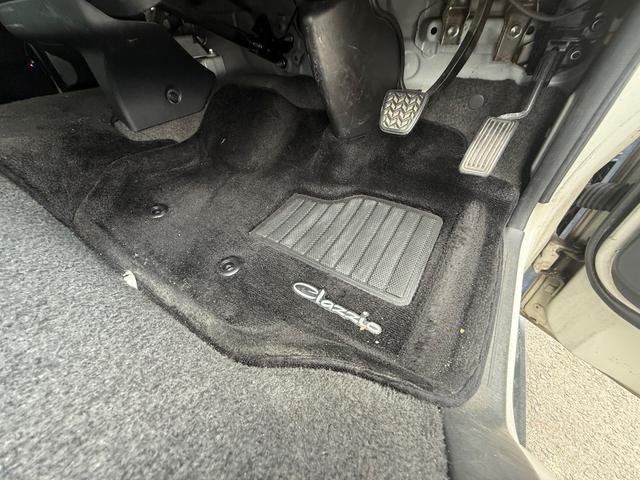 ハイエースワゴン グランドキャビン　電動パワースライドドア　フリップダウンモニター　フルセグＴＶ　ウッドステアリング　バックモニター　Ｂｌｕｅｔｏｏｔｈ（26枚目）