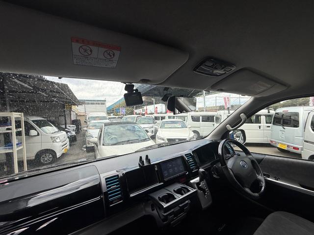 ハイエースワゴン グランドキャビン　電動パワースライドドア　フリップダウンモニター　フルセグＴＶ　ウッドステアリング　バックモニター　Ｂｌｕｅｔｏｏｔｈ（29枚目）