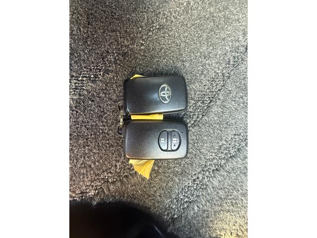 プリウス S 走行中TV可 Bluetooth バックカメラ ETC HDDナビ スマートキー プッシュスタート スペーアーキーあり CD/DVD再生(6枚目)