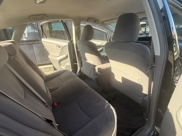 プリウス S 走行中TV可 Bluetooth バックカメラ ETC HDDナビ スマートキー プッシュスタート スペーアーキーあり CD/DVD再生(21枚目)