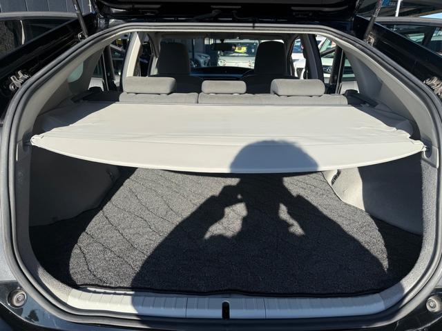 プリウス S 走行中TV可 Bluetooth バックカメラ ETC HDDナビ スマートキー プッシュスタート スペーアーキーあり CD/DVD再生(23枚目)