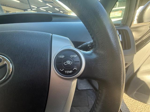 プリウス S 走行中TV可 Bluetooth バックカメラ ETC HDDナビ スマートキー プッシュスタート スペーアーキーあり CD/DVD再生(32枚目)
