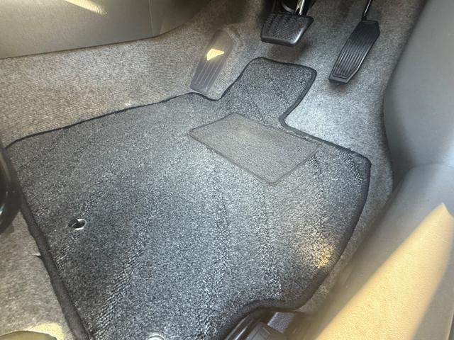 プリウス S 走行中TV可 Bluetooth バックカメラ ETC HDDナビ スマートキー プッシュスタート スペーアーキーあり CD/DVD再生(36枚目)