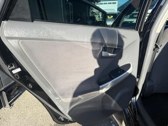 プリウス S 走行中TV可 Bluetooth バックカメラ ETC HDDナビ スマートキー プッシュスタート スペーアーキーあり CD/DVD再生(49枚目)