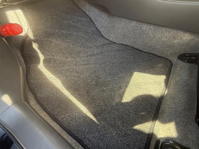 プリウス S 走行中TV可 Bluetooth バックカメラ ETC HDDナビ スマートキー プッシュスタート スペーアーキーあり CD/DVD再生(51枚目)