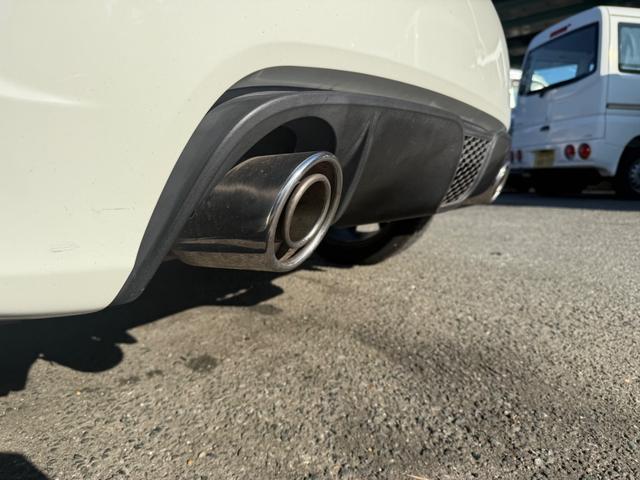 アバルト５００ ベースグレード　ＨＩＤライト　ＣＤ再生　純正アルミ　キーレス　ＥＴＣ（6枚目）