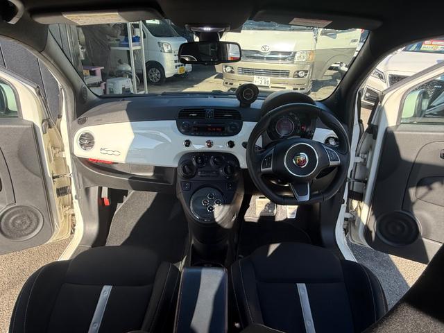 アバルト５００ ベースグレード　ＨＩＤライト　ＣＤ再生　純正アルミ　キーレス　ＥＴＣ（17枚目）