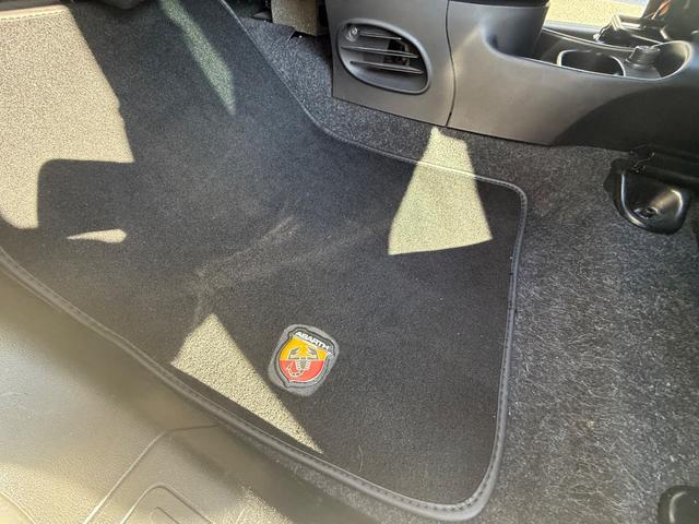 アバルト５００ ベースグレード　ＨＩＤライト　ＣＤ再生　純正アルミ　キーレス　ＥＴＣ（46枚目）