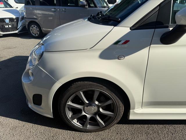 アバルト５００ ベースグレード　ＨＩＤライト　ＣＤ再生　純正アルミ　キーレス　ＥＴＣ（56枚目）