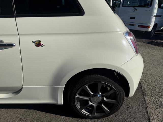 アバルト５００ ベースグレード　ＨＩＤライト　ＣＤ再生　純正アルミ　キーレス　ＥＴＣ（58枚目）